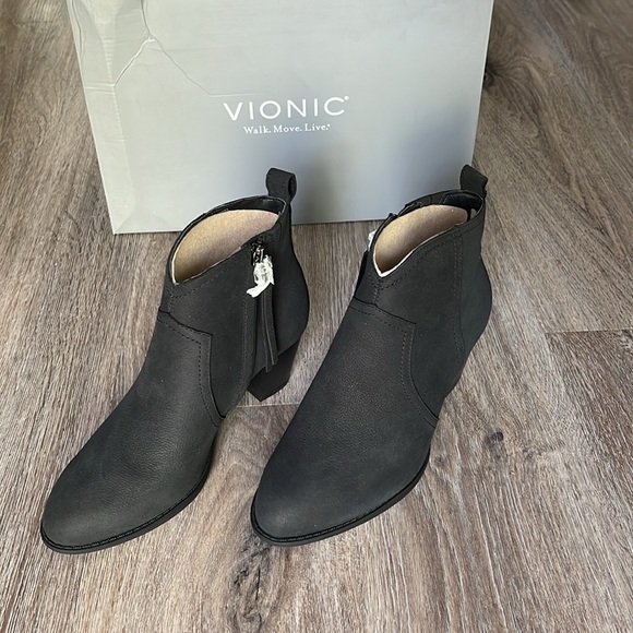 Vionic Raina Nubuck Leather Ankle Boots Size 6 - Picture 10 of 16